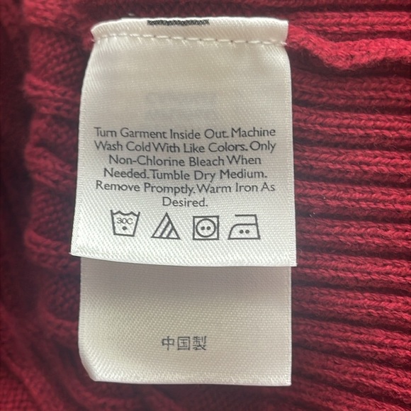 Eddie Bauer Red/Maroon Cable Knit Cardigan Sweater Size M - Picture 4 of 4